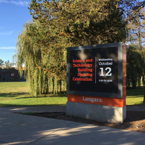 Langara- Pylon -Electric sign